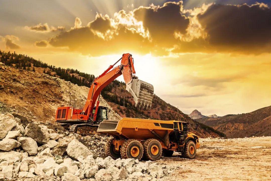 派克漢尼汾Parker: 前沿的挖掘機(jī)設(shè)計(jì)，從容應(yīng)對(duì)挑戰(zhàn)！